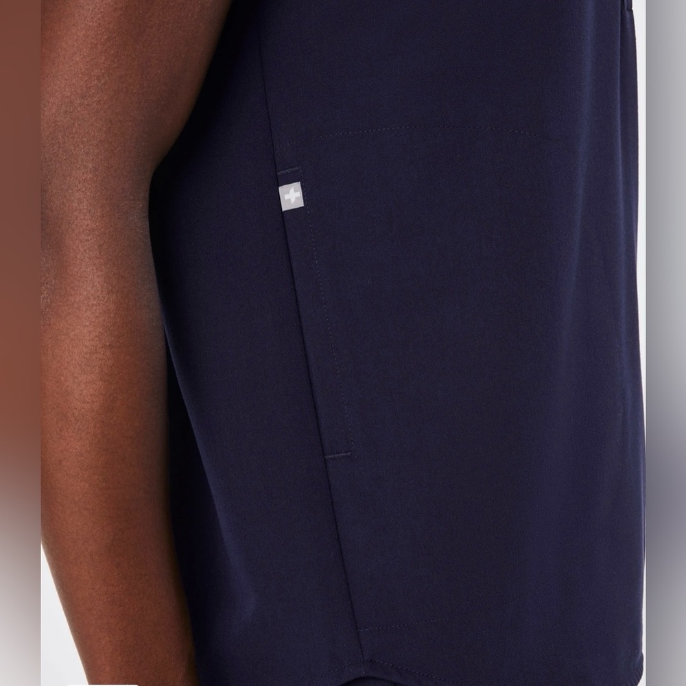 Figs Rafaela Oversized Scrub Top - Picture 4 of 6